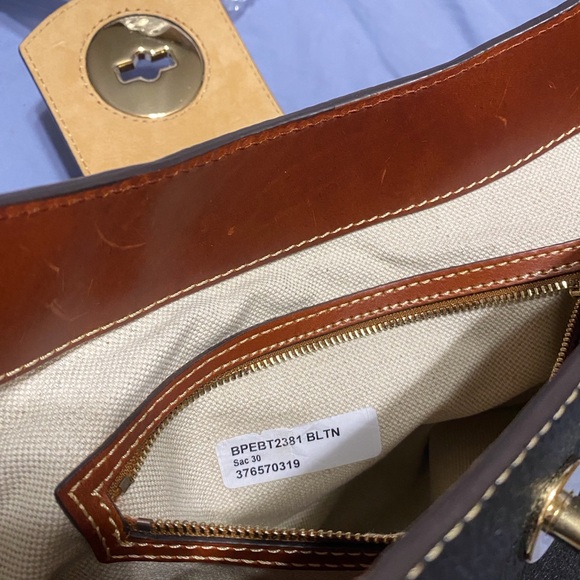 EUC Dooney & Bourke Pebble Grain Lg Black 30 Sac Hobo Shoulder Bag - Picture 7 of 12